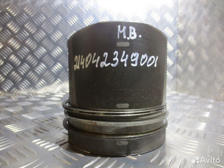 Поршень KS 128049