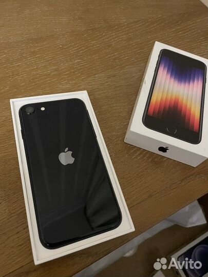 iPhone SE (2022), 64 ГБ