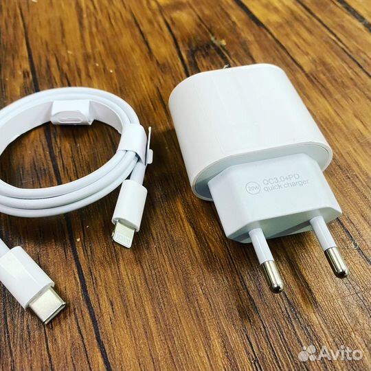 Зарядное устройство+ кабель на iPhone type-c