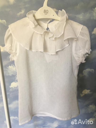 Блузка нарядная на девочку 3-4 года