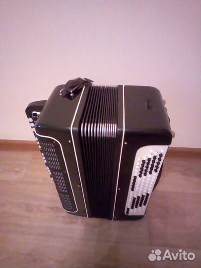 Баян кировский Мелодия с двумя регистрами