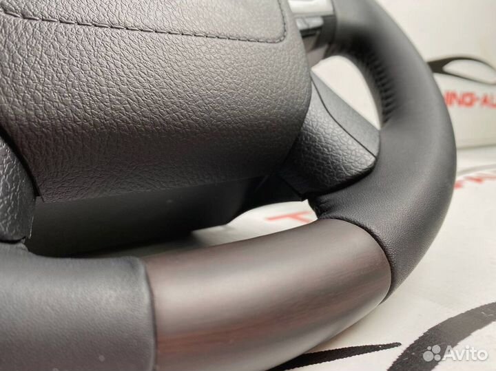 Руль Toyota Land Cruiser 200