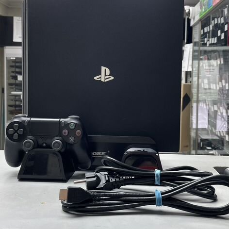 Sony playstation 4 pro 1tb