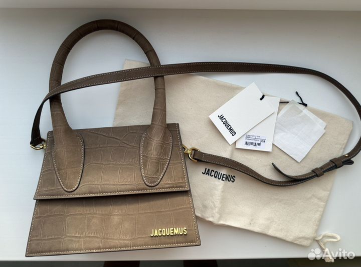 Сумка jacquemus le grad chiquito. Оригинал