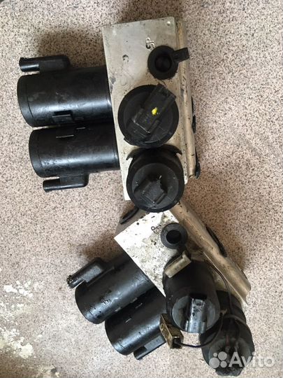 Блок клапанов гидроподвески abc Mercedes w220/215