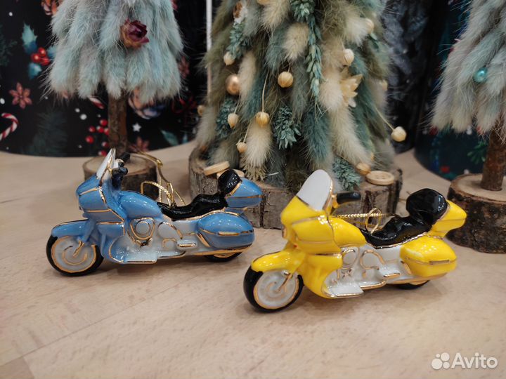 Елочная игрушка сувенир мотоцикл фарфор