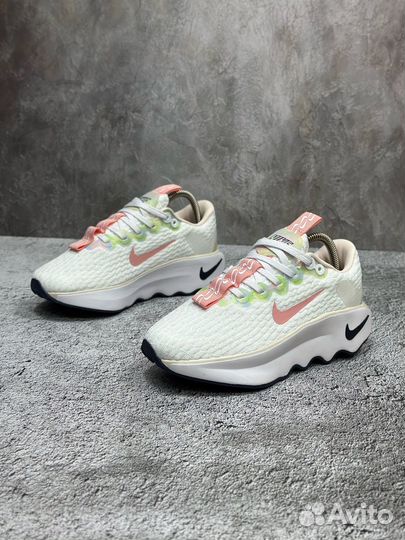 Кроссовки женские nike