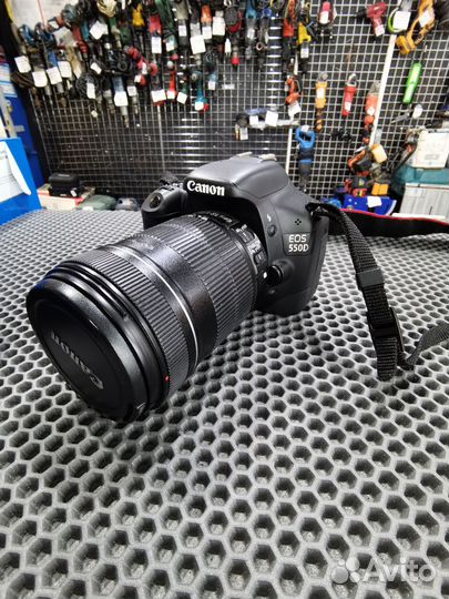 Зеркальный фотоаппарат canon EOS 550d 18-135MM