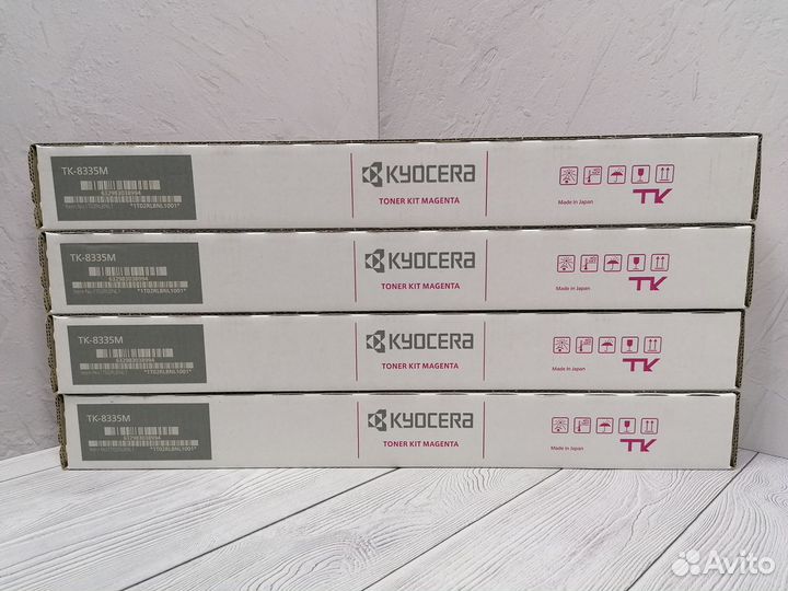 Картриджи оригинальные Kyocera TK-8335M TK-8335 M