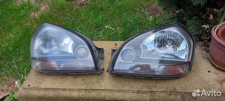 Фары Hyundai Tucson 1