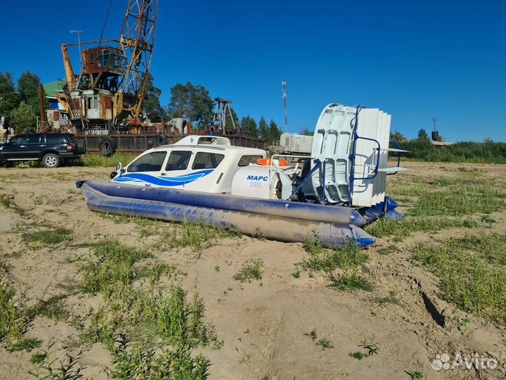 Катер на воздушной подушке Марс 700