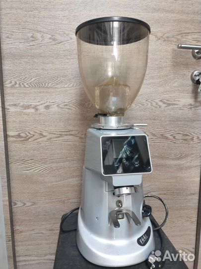 Кофемолка Fiorenzato f64e