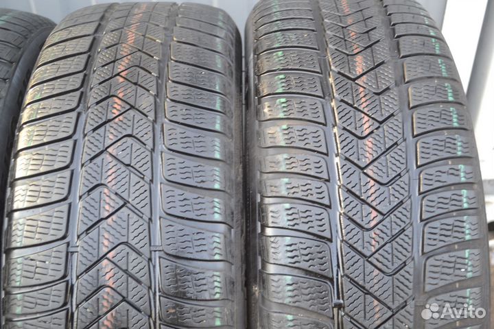 Pirelli Winter Sottozero 3 245/50 R19 105V