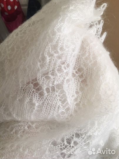 Пуховый платок шаль