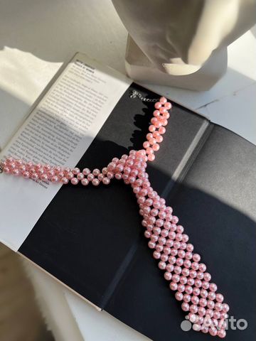 Галстук из бусин