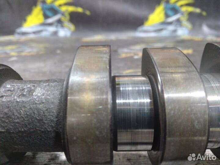 Распредвал правый Audi A6 C5 AGA