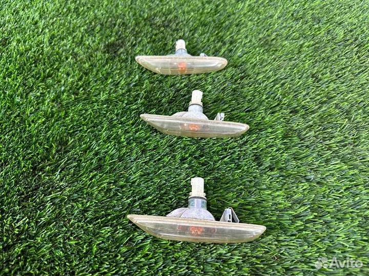 Повторитель поворота в крыло Bmw 5 E60 M54B30 2003