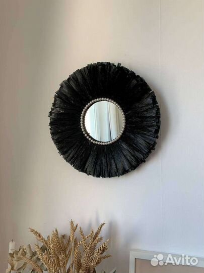 Настенное зеркало 