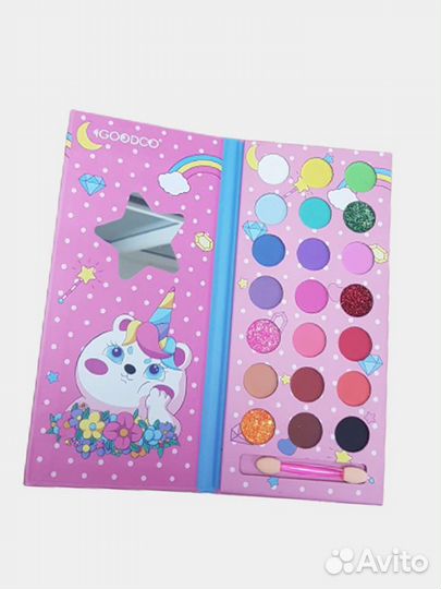 Тени для век и помада детские