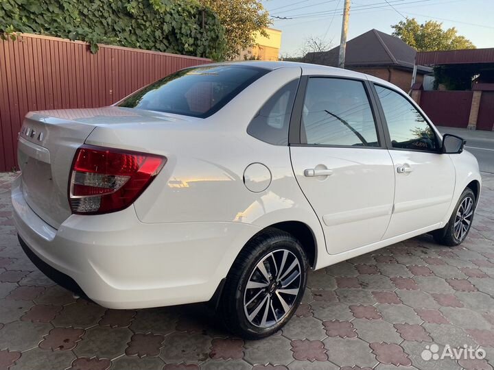 LADA Granta 1.6 МТ, 2023, 120 км