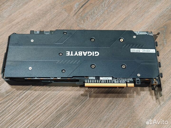 Gigabyte radeon RX5700XT 8Gb
