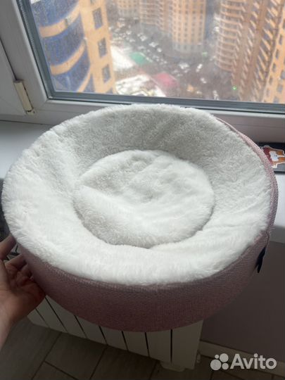 Лежанка для кошек