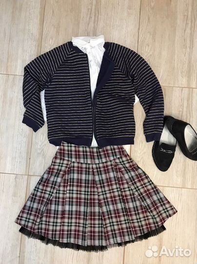 Блузки, юбка, туфли, бомбер на 146-152 пакет