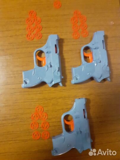 Игрушка пистолет СССР