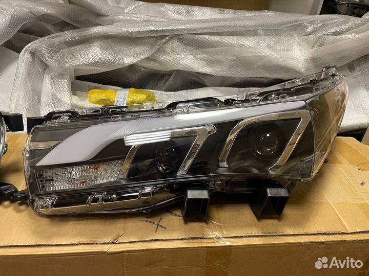 Toyota Corolla 2012-2016 фары стиль Mercedes F2XE6