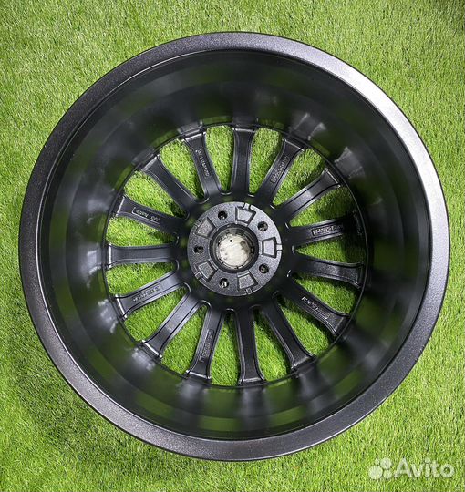 Оригинальные, литые диски Audi A8 D4, r19 5x112