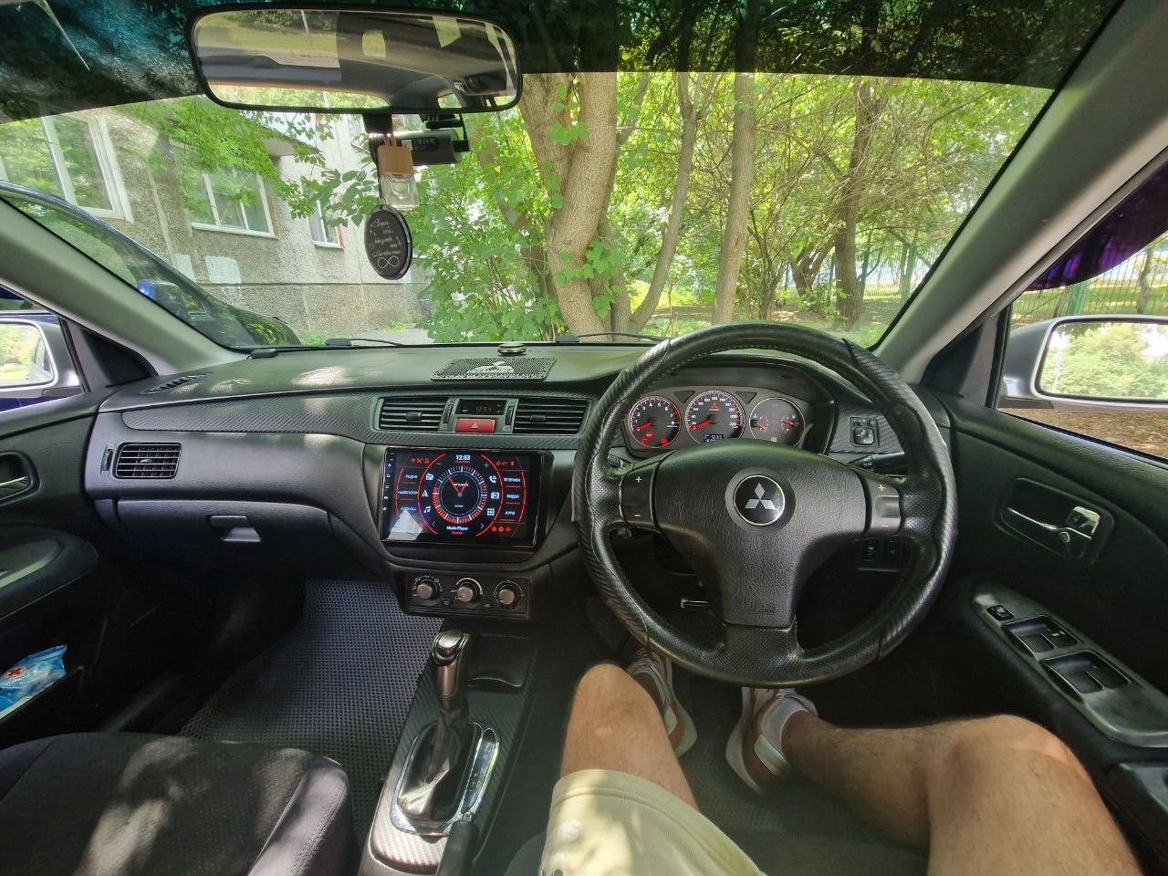 Mitsubishi Lancer: фото владельца
