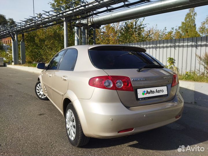 Chevrolet Lacetti 1.6 AT, 2011, 104 450 км