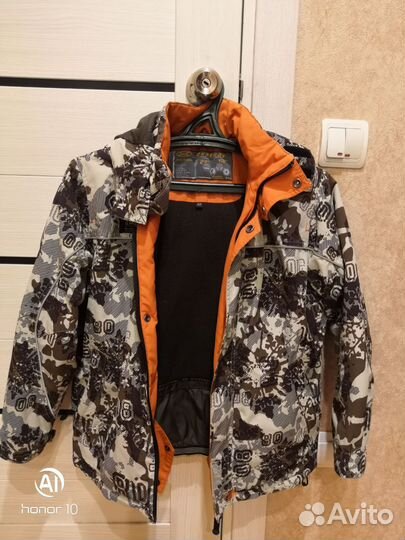 Горнолыжная куртка подростковая