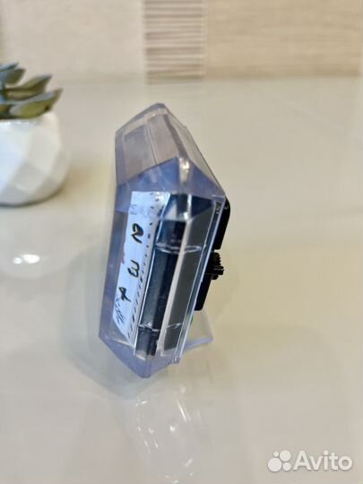 Часы будильник