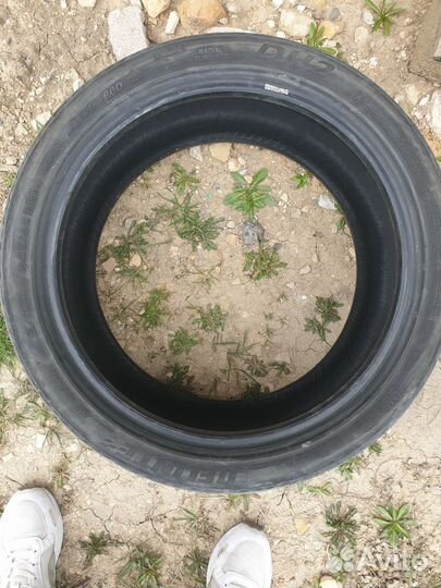 Delinte DH2 245/40 R18
