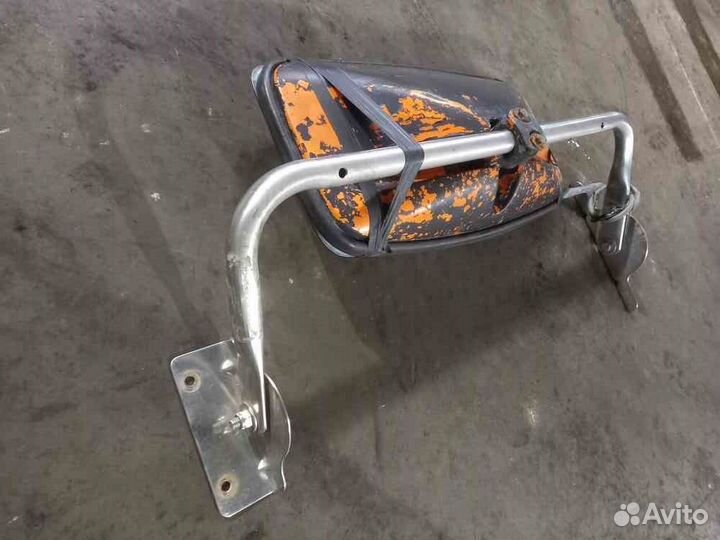 Зеркало International заднего вида левое в сборе