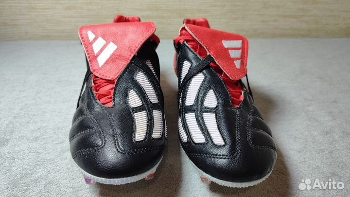 Футбольные бутсы adidas predator classic