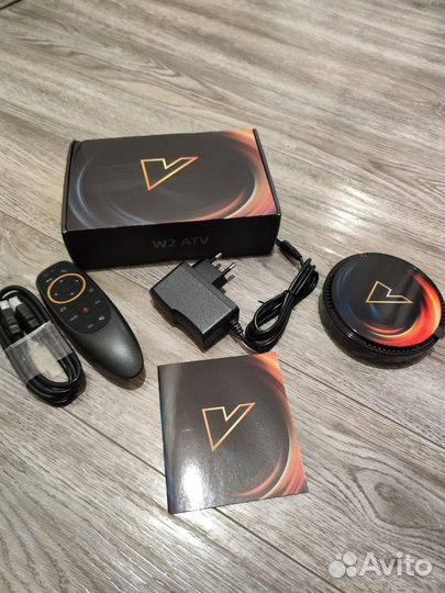 Смарт тв приставка 8к, 4/32гб