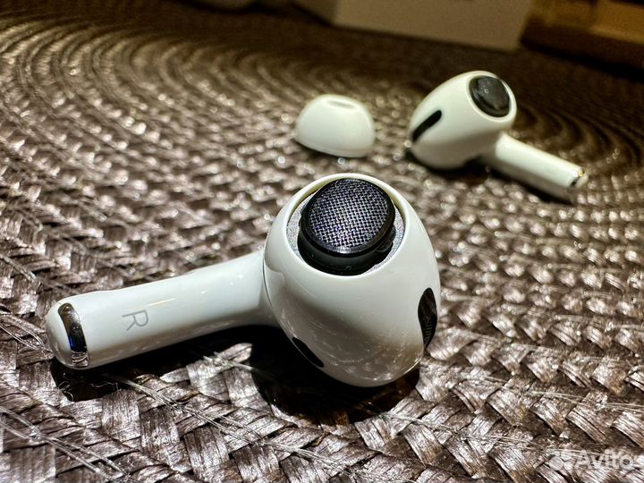 AirPods Pro A2084