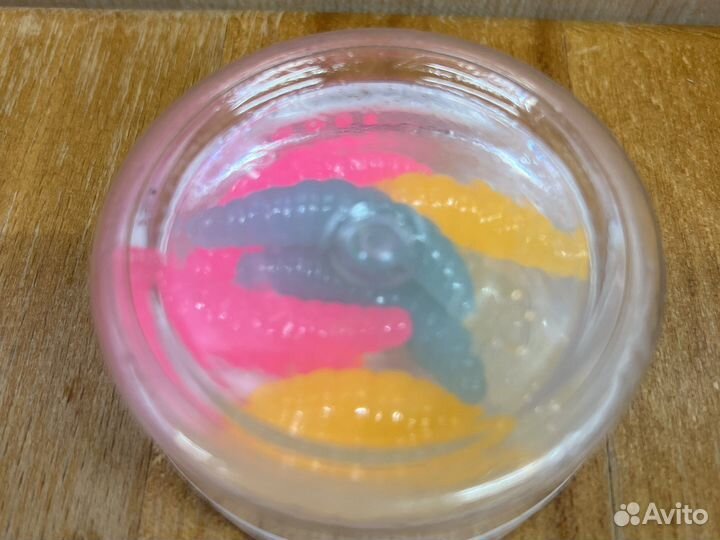 Силиконовая приманка Troutteheme Магот 1,6 Glow Mi