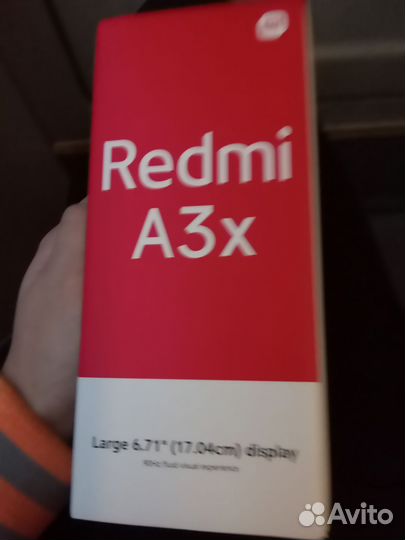 Продаю телефон новый 2 дня назад купила