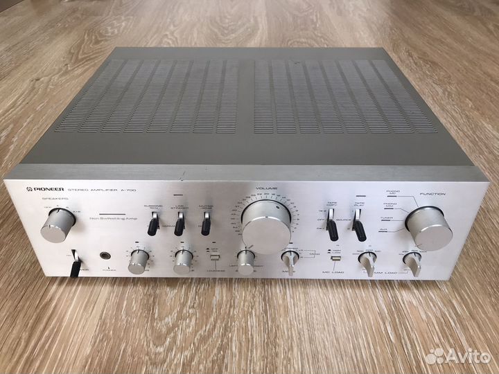 Усилитель Pioneer A-700. Винтаж 1979г