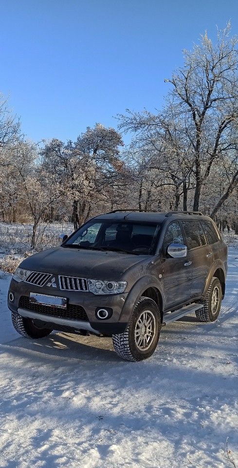 Mitsubishi Pajero Sport: фото владельца