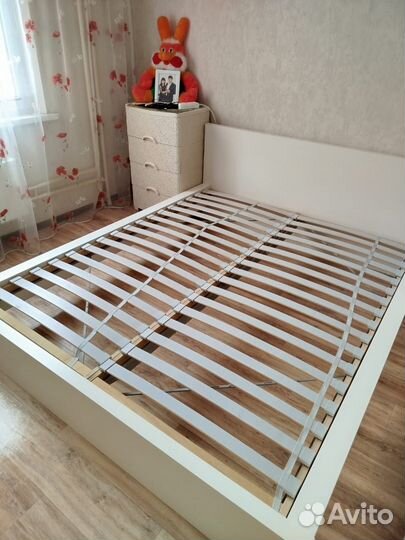 Кровать двухспальная с матрасом бу 160 200
