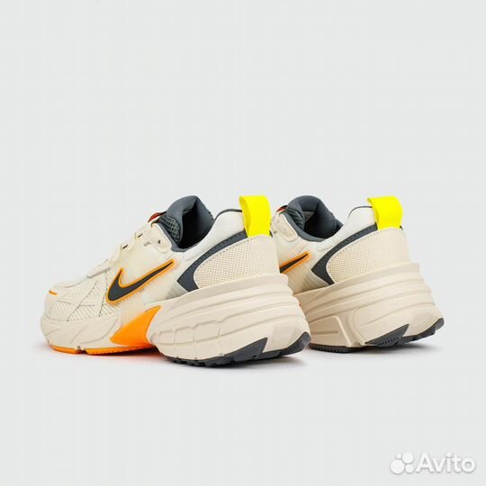 Кроссовки Nike V2K Run