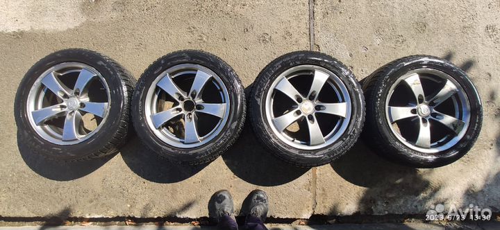 Колеса на Volvo yokohama 205/55 r16