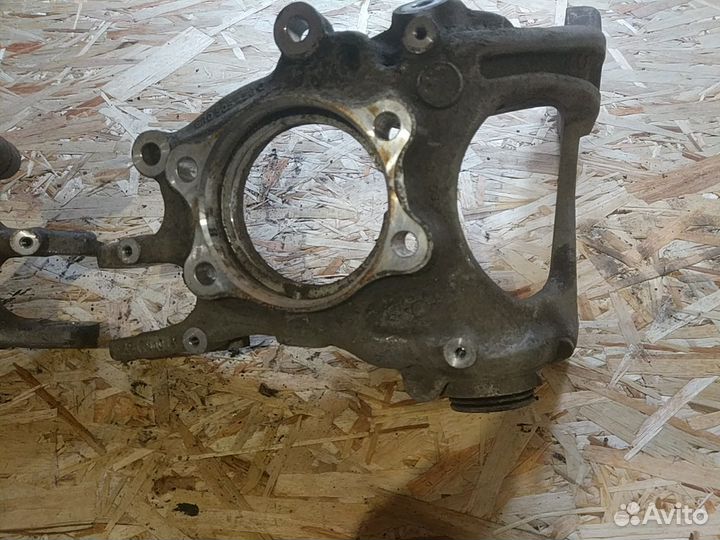 Кулак задний Audi A4 A5 Q5 A6 A7 Ауди А4 А5 А6 А7