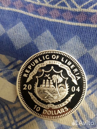 10 долларов Либерия 2004 Мяч Монета 100 лет футбол