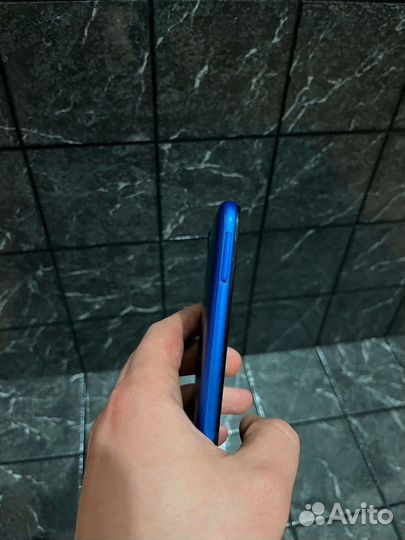 HONOR 8S, 3/64 ГБ