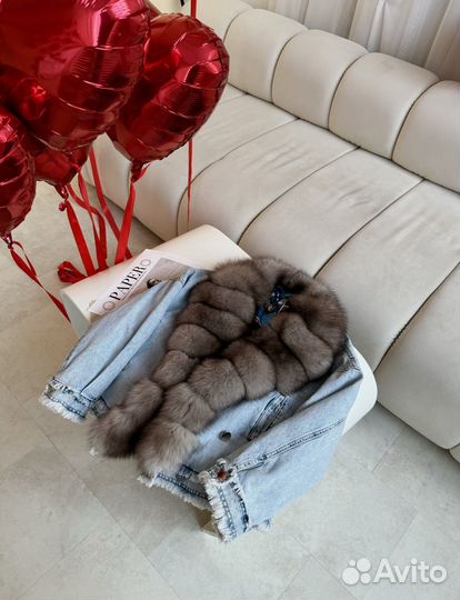 Джинсовка с песцом,джинсовая куртка с мехом